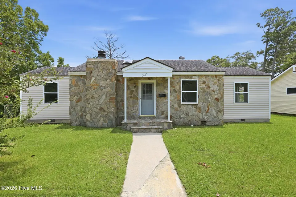 325 Miller Boulevard, Havelock, NC 28532 – photo 1 of 40: 1-web-or-mls-0C0A7056