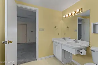319 Old Causeway Road, Atlantic Beach, NC 28512 – photo 18: Bathroom 1
