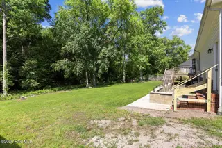 304 Marlin Lane, Pikeville, NC 27863 — 3-bedroom home in Cherry Grove, Pikeville, NC, photo 15 of 16: 04-304 Marlin Ln-4