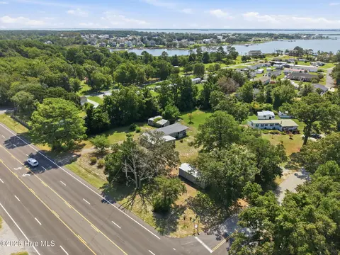 4827 Highway 24, Newport