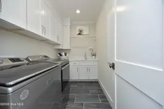 1 Castle Bridge Court, Pinehurst, NC 28374 – photo 23: 21LaundryRoom