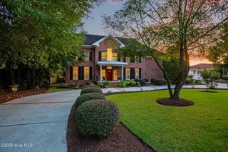 100 Edgewater Lane, Wilmington, NC 28403 — 5-bedroom home in Edgewater, Wilmington, NC, photo 3 of 61