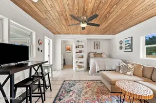 2306 Emerald Drive 1, Emerald Isle, NC 28594 — condo in Emerald Cove Condominiums, Emerald Isle, NC, photo 16 of 51: Unit 1 Studio