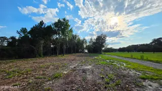 847 Highway 101, Beaufort, NC 28516 – photo 1: 20260730_181056