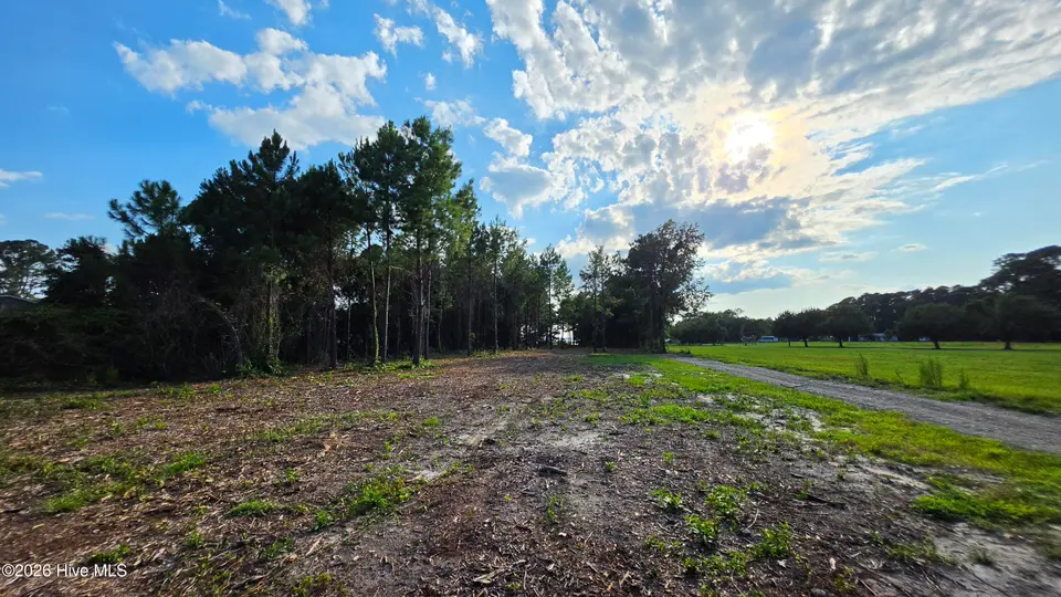 847 Highway 101, Beaufort, NC 28516 – photo 1 of 11: 20260730_181056