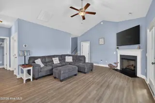 217 Bronze Drive, Rocky Point, NC 28457 — 3-bedroom home in The Knolls at Turkey Creek, Rocky Point, NC, photo 9 of 63: 217BronzeDrive-20