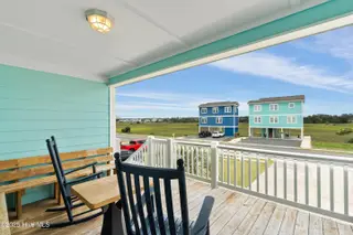 491 Ocean Boulevard W, Holden Beach, NC 28462 – photo 9: 491 Ocean Blvd W