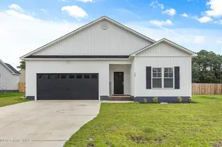 305 E Theriault Court, Jacksonville, NC 28540 – photo 1: Front of home