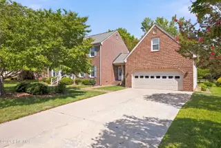 753 Brassie Club Drive, Rocky Mount, NC 27804 – photo 2: Garage