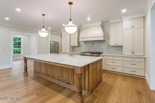 48 Glasgow Drive, Pinehurst, NC 28374 – photo 11: Kitchen Island