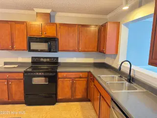 4247 Dudleys Grant Drive A, Winterville, NC 28590 – photo 5: IMG_6168