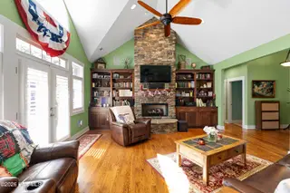 107 Tomahawk Court, Whispering Pines, NC 28327 – photo 9: 09