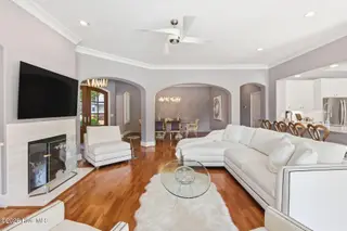 1329 S Moorings Drive, Wilmington, NC 28405 — 4-bedroom home in Landfall, Wilmington, NC, photo 6 of 43: 006_1329_south_moorings_drive-6_38