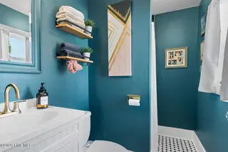1907 Castle Street, Wilmington, NC 28403 – photo 24: Primary Bath