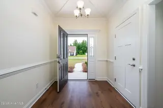 303 Ramonas Lake Court, New Bern, NC 28560 – photo 10: 303 Ramonas Lake Court, New Bern