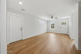 587 Greenmoss Road, Southport, NC 28461 — 2-bedroom home, Southport, NC, photo 10 of 45: 587GreenmossRd-49