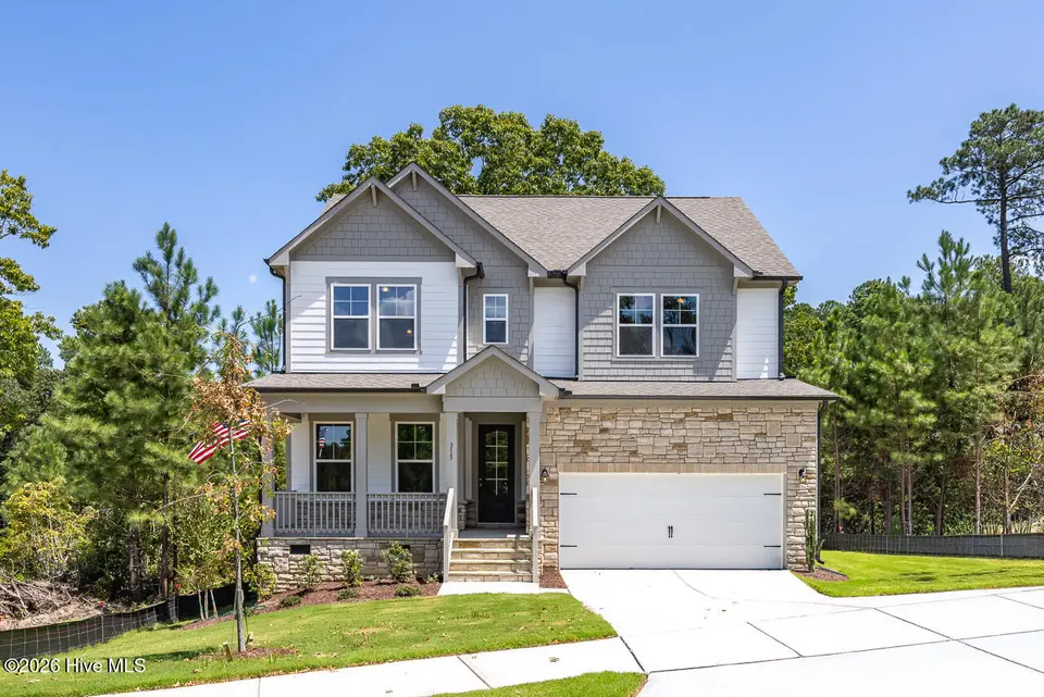 315 Queensferry Lane, Aberdeen, NC 28315 – photo 1 of 27: mt-002-mls