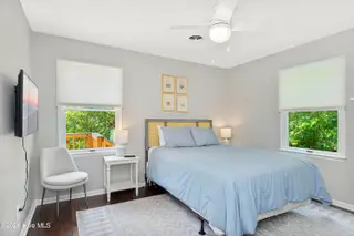 127 Sand Castle Drive, Emerald Isle, NC 28594 – photo 16: 127 Sand Castle Drive