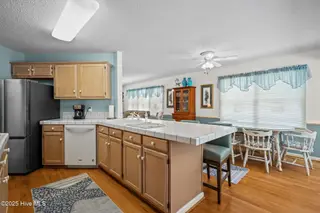 109 NE 1st Street, Oak Island, NC 28465 – photo 17: 35-web-or-mls-DSC03836