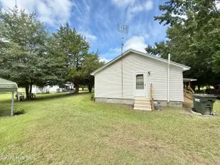 617 Johnson Ch Road, Warsaw, NC 28398 — 2-bedroom home in Warsaw, Warsaw, NC, photo 7 of 26: IMG_7186