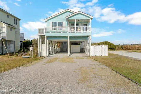 3505 Island Dr, North Topsail Beach