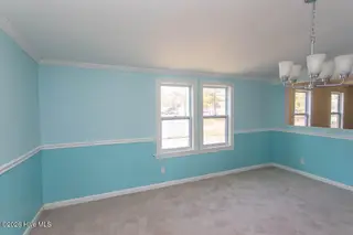 423 Gray Drive SW, Shallotte, NC 28470 — 3-bedroom manufactured home in Sherrow Estates, Shallotte, NC, photo 15 of 38