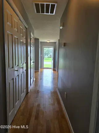 1112 Jessica Street, Elizabeth City, NC 27909 – photo 16: Hallway