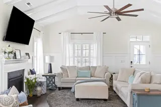 2212 Lakeside Circle, Wilmington, NC 28401 – photo 5: 010_2212_lakeside_circle-8_123