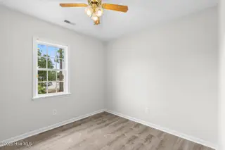25 Crown Point Road, Hubert, NC 28539 — 3-bedroom home in Crown Point, Hubert, NC, photo 14 of 20: crown-14