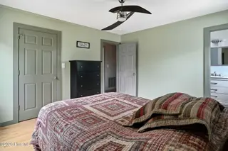 1302 Crest Drive, Aberdeen, NC 28315 – photo 15: Primary Bedroom
