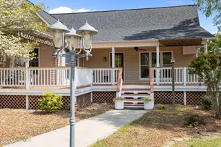 100 Goose Creek Drive, Washington, NC 27889 — 4-bedroom home in Camp Leach Estates, Washington, NC, photo 23 of 77: 20-web-or-mls-IMG_0006