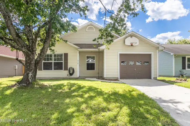 3110 Gaitway Court, Jacksonville, NC 28540