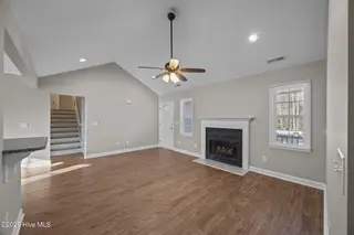 136 Leonard Drive, New Bern, NC 28560 – photo 7: 7-web-or-mls-0C0A1246