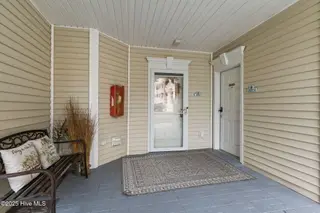 1215 N Middleton Drive NW 2203, Calabash, NC 28467 — 2-bedroom condo in Brunswick Plantation, Calabash, NC, photo 4 of 66: 4-web-or-mls-cammediallc.com (52 of 52)
