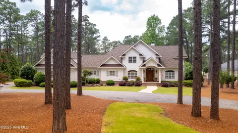 370 Lake Dornoch Drive, Pinehurst
