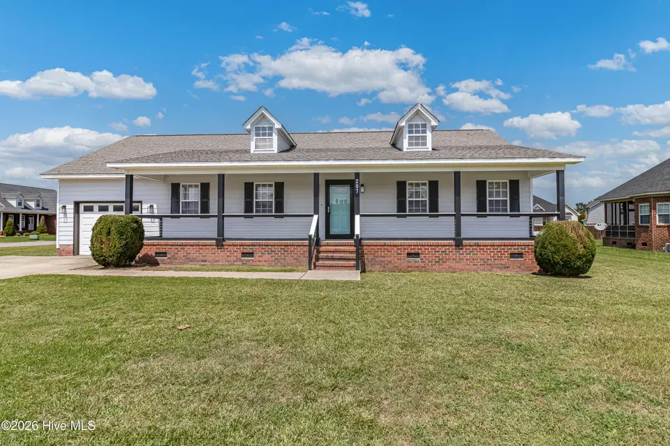 207 Sussex Place, Goldsboro, NC 27530 – photo 1 of 49: Front of Home