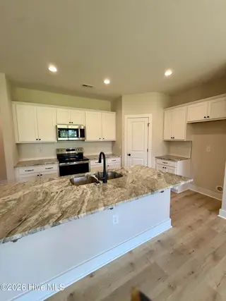 187 Spring Meadows Drive, Aberdeen, NC 28315 – photo 12: IMG_4107