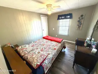 5005 Hunting Ridge Road NW, Wilson, NC 27896 — 3-bedroom manufactured home in Windemere, Wilson, NC, photo 14 of 23: Bedroom 2