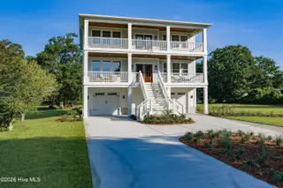 2165 Scotts Hill Loop Road, Wilmington, NC 28411 – photo 4