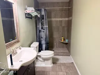 159 Edinburgh Drive, Carthage, NC 28327 — 3-bedroom home in Dundee Estates, Carthage, NC, photo 9 of 14: Second Bathroom