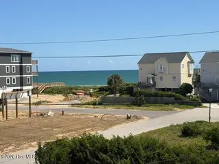 711 N Topsail Drive, Surf City, NC 28445 — 3-bedroom townhome in Dune Ridge, Surf City, NC, photo 3 of 65: 711 view