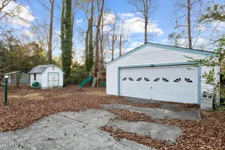 419 Seminole Trail, Jacksonville, NC 28540 – photo 2: 425A9875