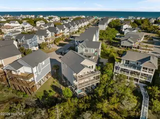 331 Oceanaire Lane, Surf City, NC 28445 – photo 9: 29-web-or-mls-22