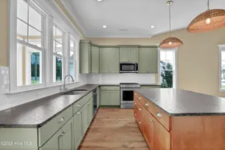 468 Summerhouse Drive, Holly Ridge, NC 28445 – photo 7: Leathered countertops