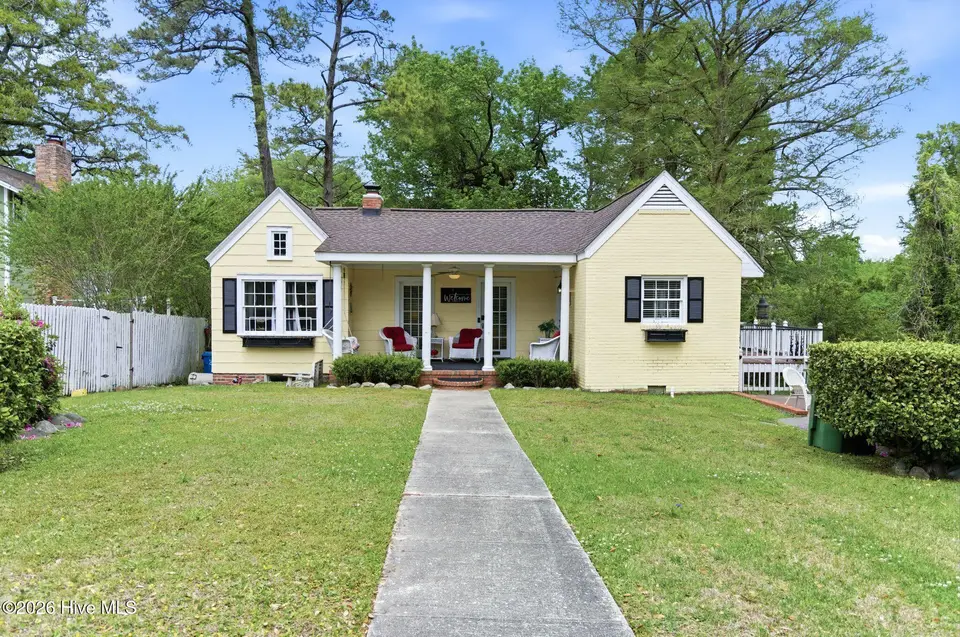 1905 Grace Street, Wilmington, NC 28405 – photo 1 of 62: 01front