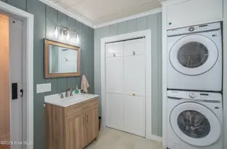1208 Evans Street, Morehead City, NC 28557 – photo 20: 1208 EVANS (17)