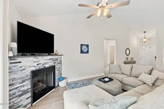7189 Old Stump Drive SE, Leland, NC 28451 — 4-bedroom home in Cypress Bay, Leland, NC, photo 5 of 49