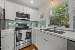 1625 S Shore Drive, Surf City, NC 28445 – photo 15: 25-web-or-mls-IMG_1231