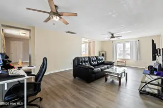 609 Forest Grove Avenue, Jacksonville, NC 28540 – photo 10: DSC09548