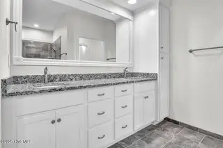 661 Jenoa Loop, Castle Hayne, NC 28429 – photo 16: Master Bath 1